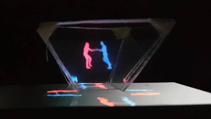 Kako telefon pretvoriti u hologram projektor